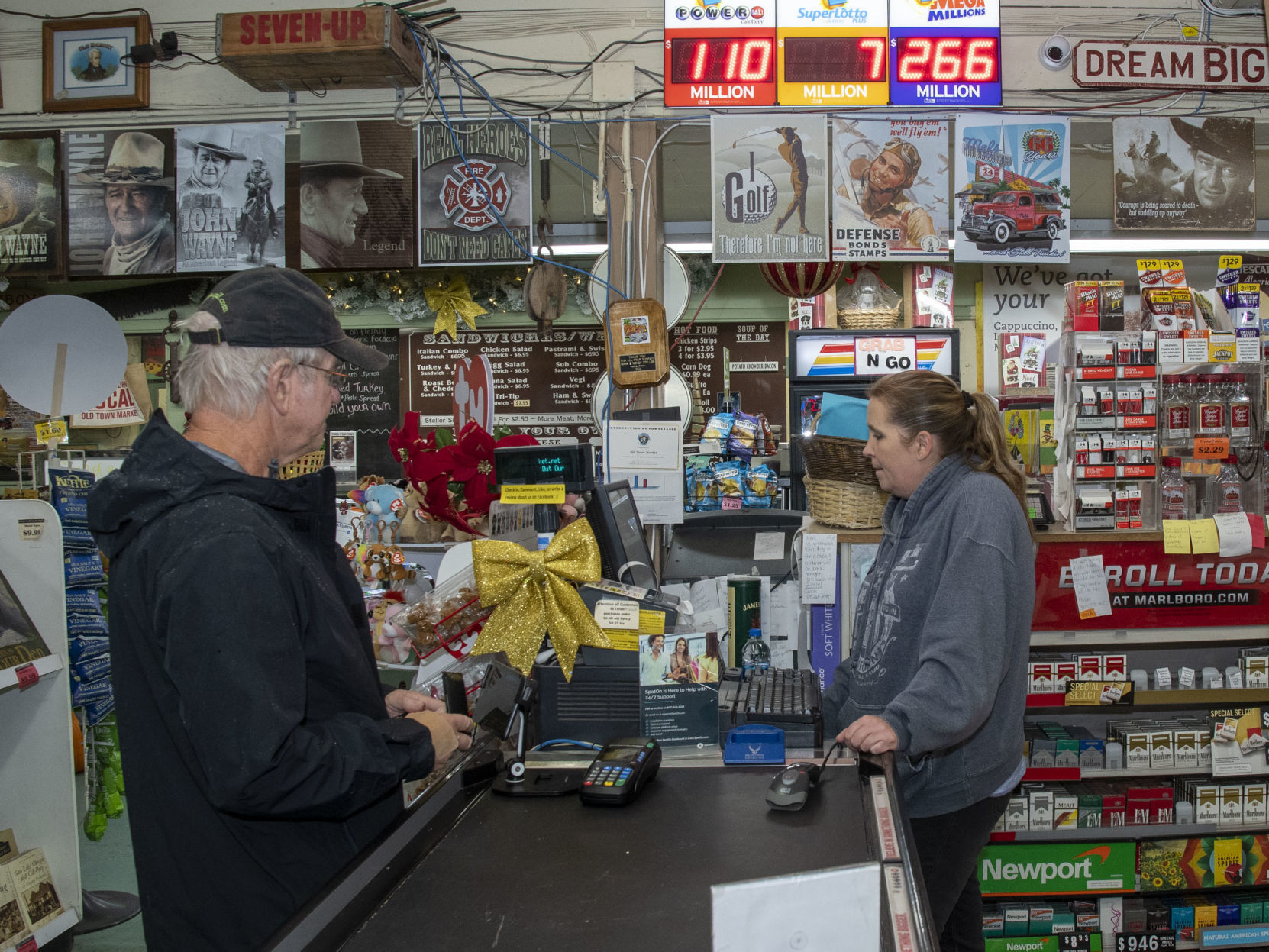 113019 Small Business Saturday 05.jpg